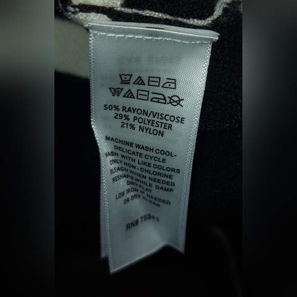 Striped Crew Neck Sweater - Picture 4 of 6